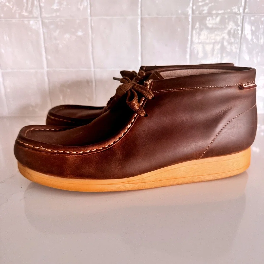 Clarks Stinson Hi Wallabee Boot Mens 9 Brown Leather Crepe Sole Chukka
